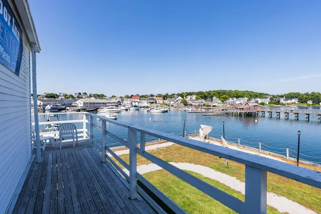 Boothbay Harbor Inn