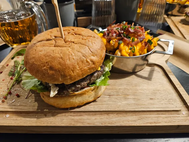 MONKEY BURGER JANKEGO