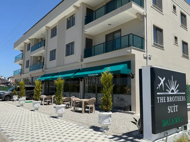 The Brothers Suit Dalaman