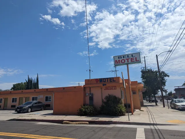 Bell Motel