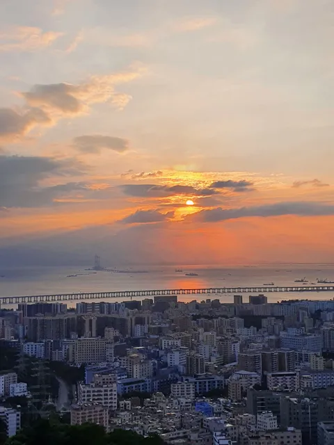 Tiezaishan Park （Northwest Gate）