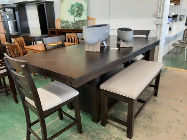 Weeks Warehouse Furniture