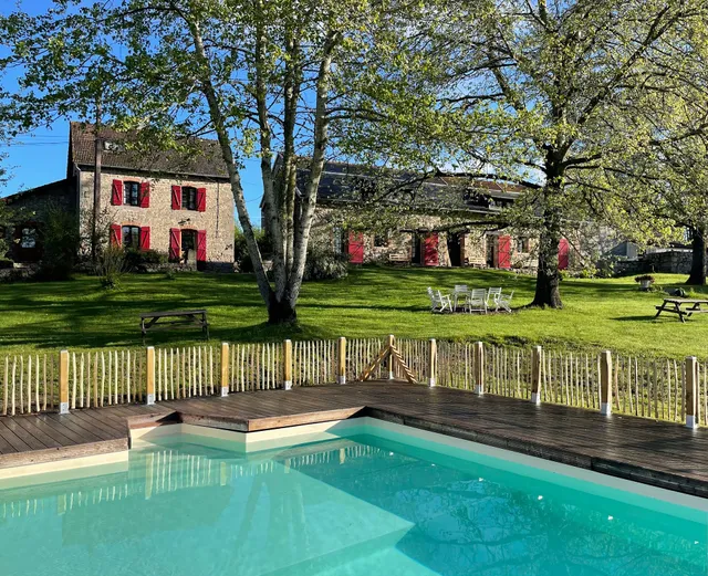 Maison d'hôtes Ourdeaux - chambres et table d'hôtes , gîte Chez Rouchon, accueil de groupes