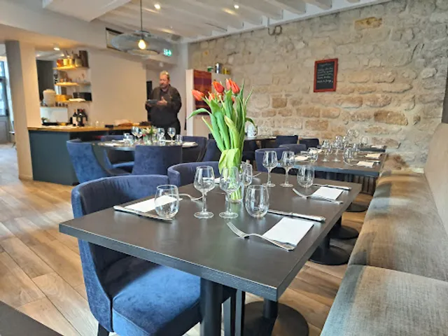 Le Coq et l’ Elephant