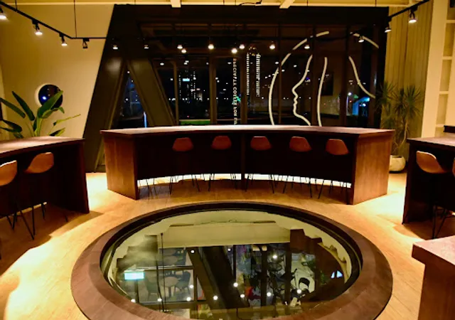 LOUISA COFFEE Rongde Shanxi Shop