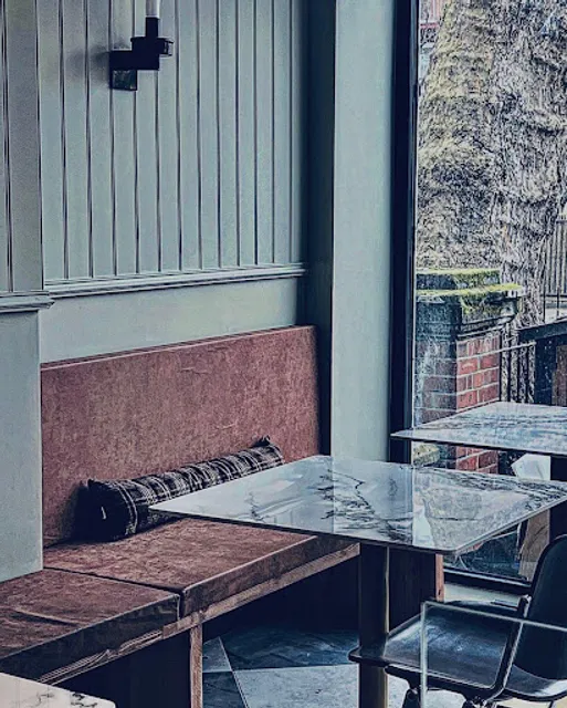 the rug - maida hill