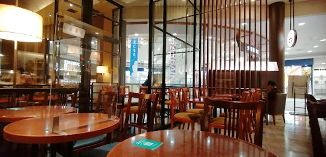 Saint Marc Cafe - Aeon Mall Hinode SC