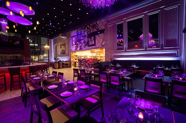 VENTANAS Restaurant and Lounge