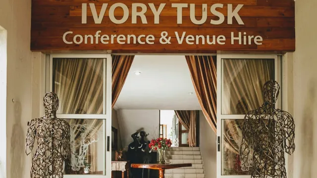 Ivory Tusk Travel Lodge