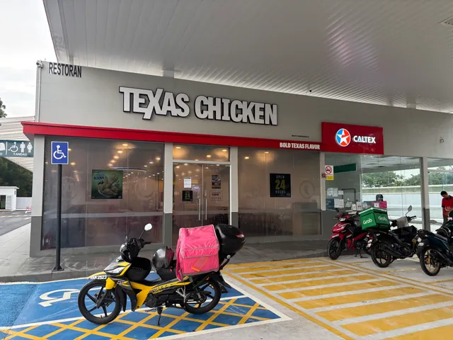 Texas Chicken Caltex Presint 14 Drive-Thru, Putrajaya