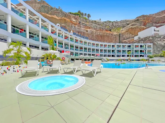 Apartamentos Gran Amadores