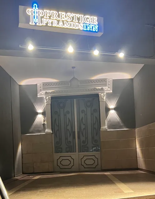 Prestige pyramids inn