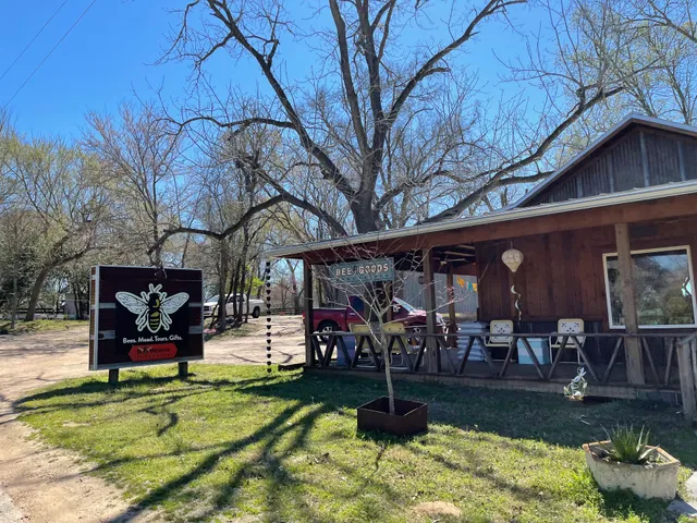 BeeWeaver Honey Farm