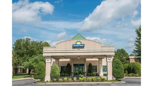 Days Inn by Wyndham Paducah I-24 Exit 4
