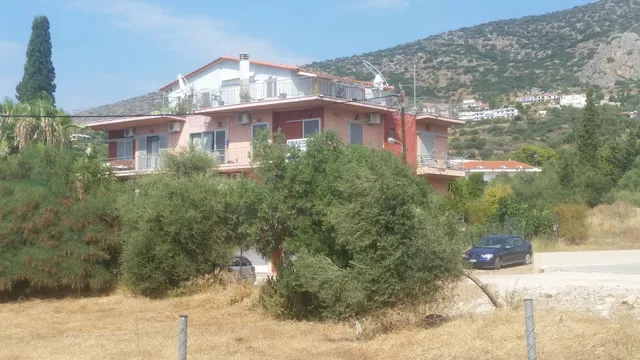 Athina Apartments Tolo