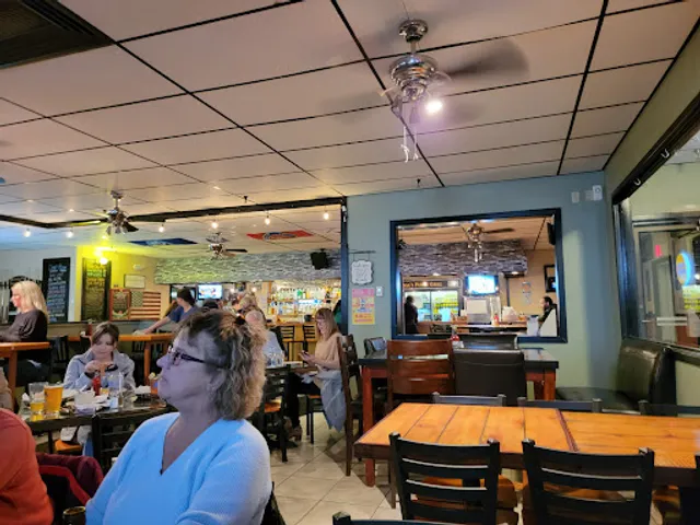 Melissa's Pub & Grill