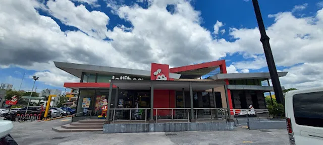 Jollibee Riverbanks North Triangle
