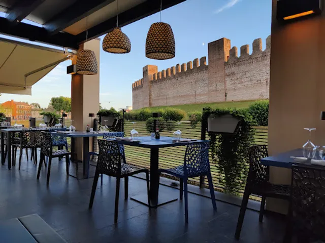 Jadore Sushi Restaurant