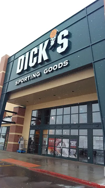 DICK'S Sporting Goods