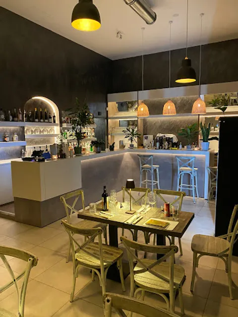 A Milano Caribbean Food & Drinks