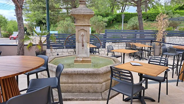 Le Grillou Restaurant