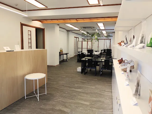 花療茶店（かりょうさてん）