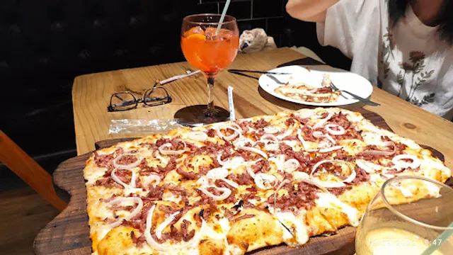 Villarejo Pizza Beer