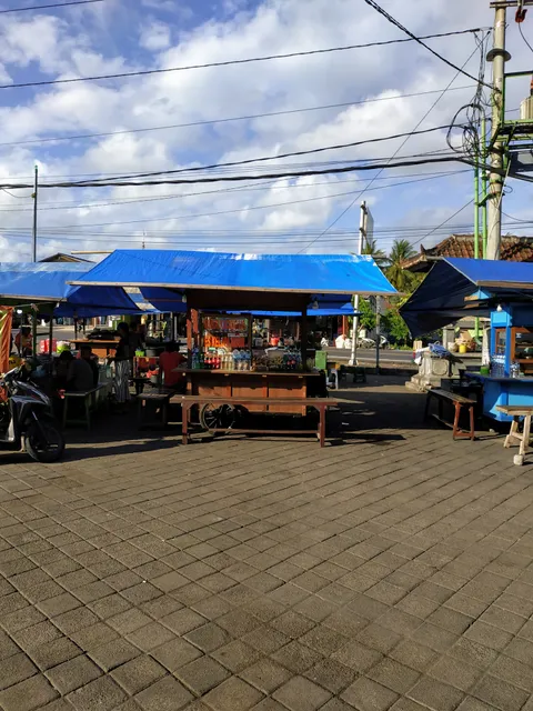 Pasar Senggol Surabrata