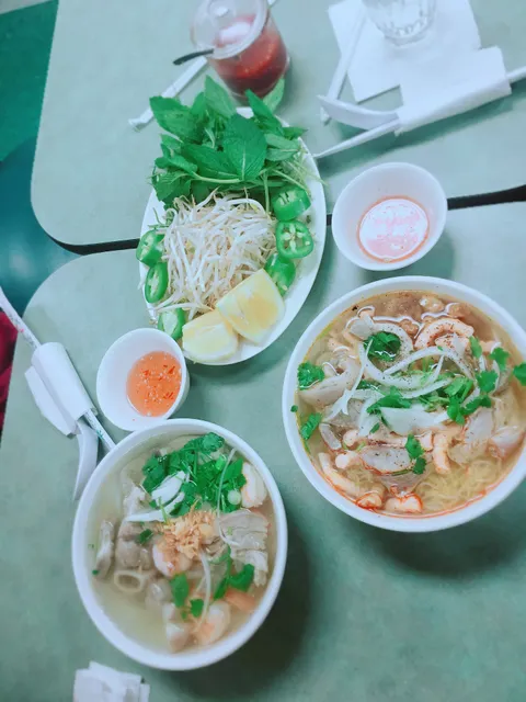 Da Nang Restaurant and Cafe