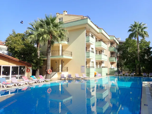 Club Palm Garden Keskin Apart Hotel