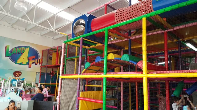 Land4Fun Real Center