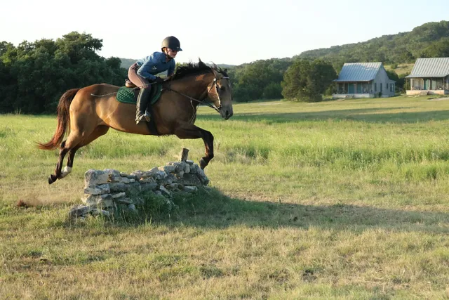 Hill Country Equestrian Lodge