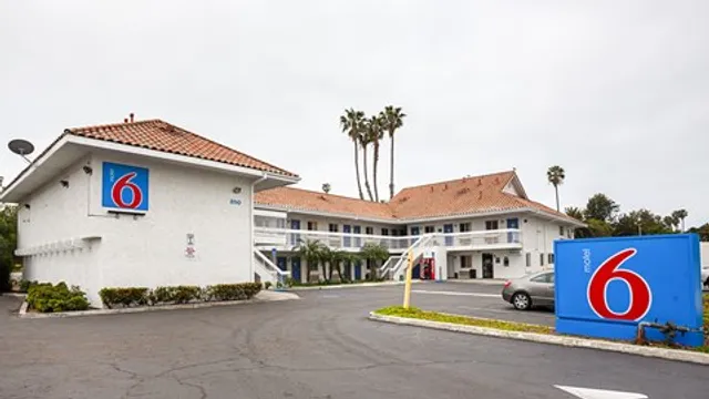 Motel 6 Ventura, CA - Downtown