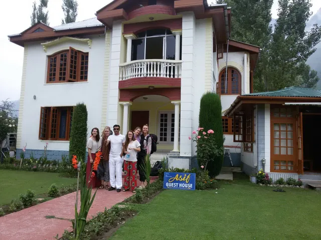 Asif Guest House