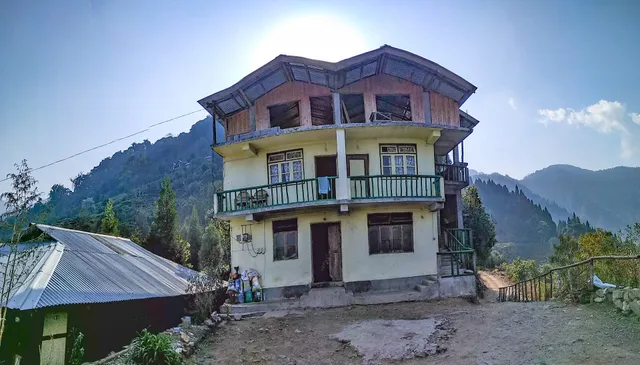 Kolakham Conifers Retreat