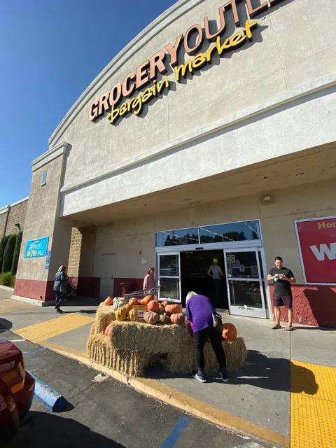 Grocery Outlet