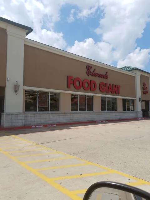 Edwards Food Giant