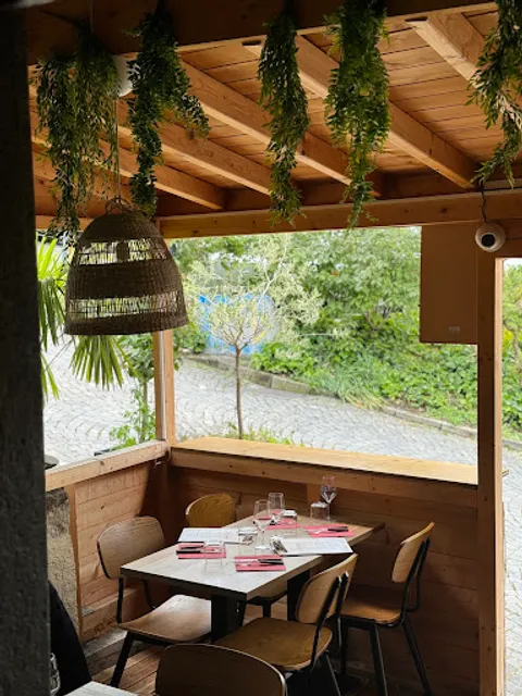 La Fontaine | Restaurant & Bar