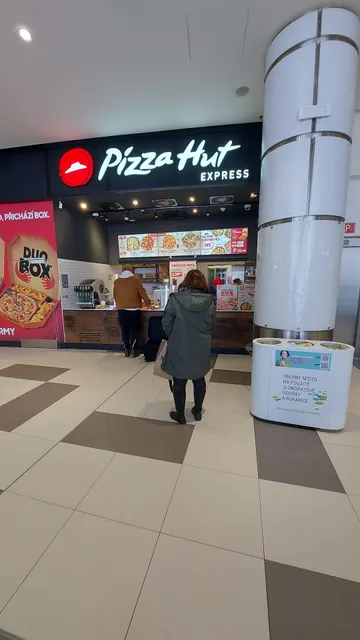 Pizza Hut Praha Galerie Butovice