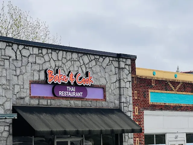 Bake & Cook Thai Restaurant