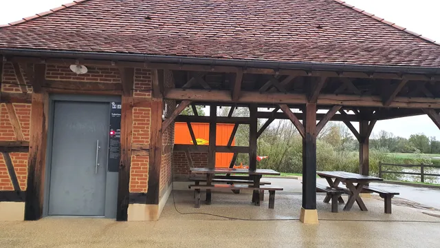 Aire de camping cars