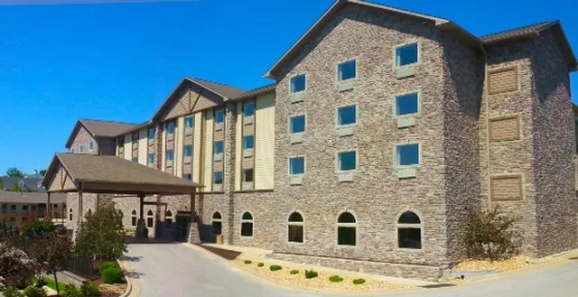 Castle Rock Resort & Waterpark