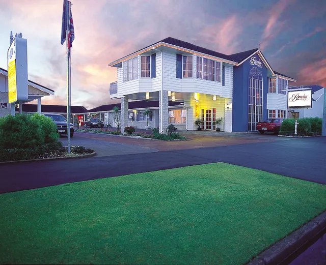 Barclay Motel
