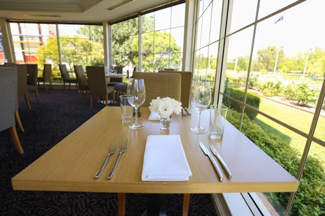 Hovell Bar & Grill Albury