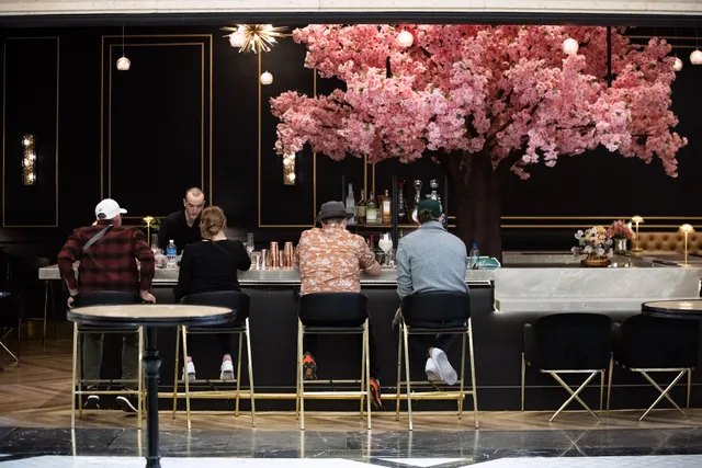 Liam's Den & Bubble Bar