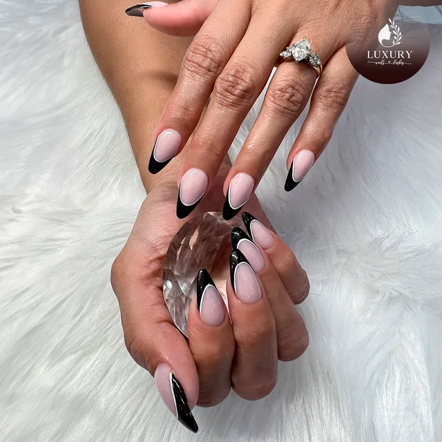 Luxury Nails and Lashes