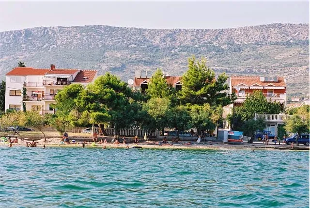 HOTEL TAMARIS, RESTAURANT & CAFFE BAR