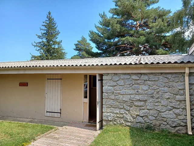 Village Club Yravals