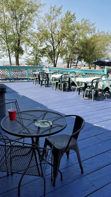 Rum Runners Cove Inn - Vickery, OH