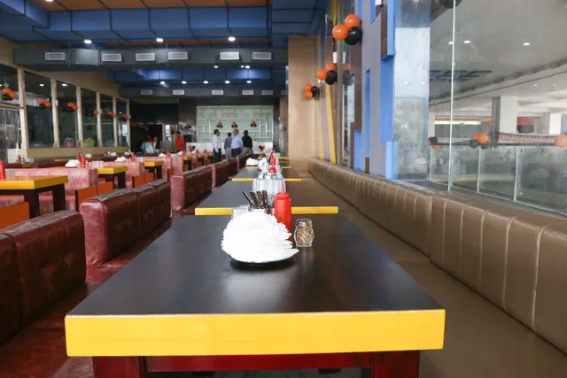 Quarter Pizza, Multicuisine Buffet with 111+ Varieties, All Unlimited